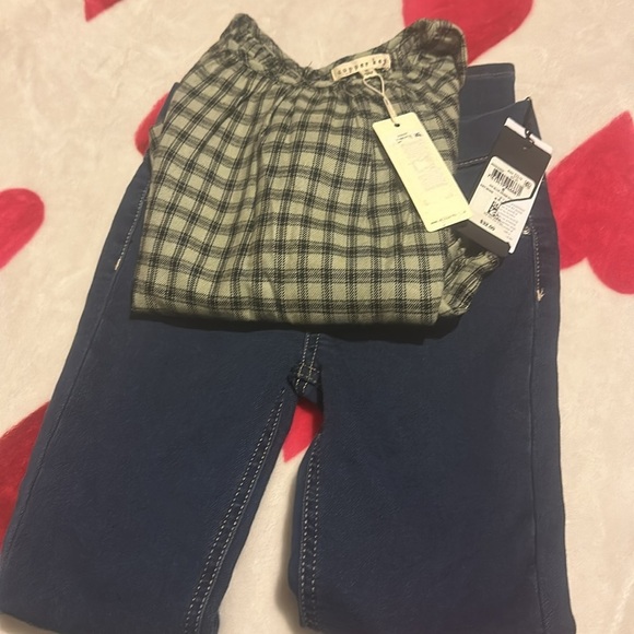 NWT bundle girls Guess Jegging  size 8 and copper key top size small - Picture 8 of 12